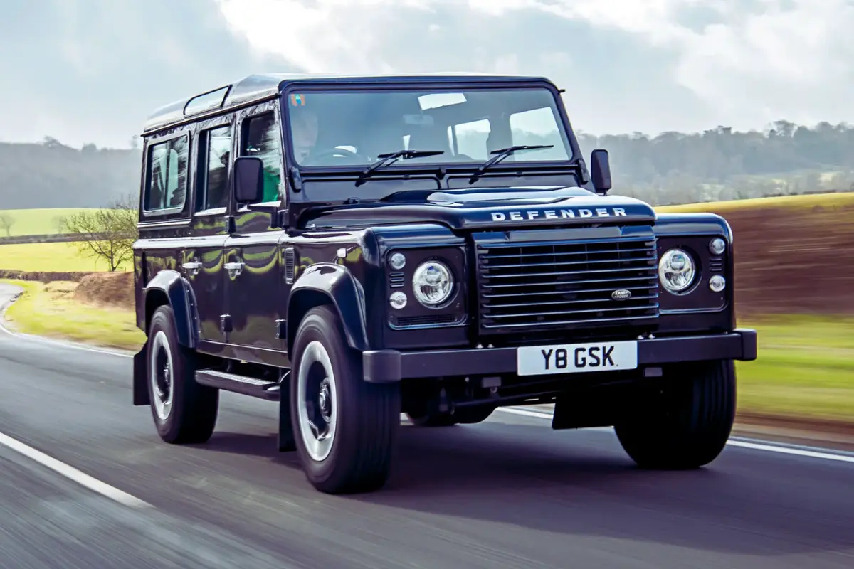 Land Rover Defender 110 V8